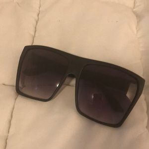 Black oversized square sunglasses